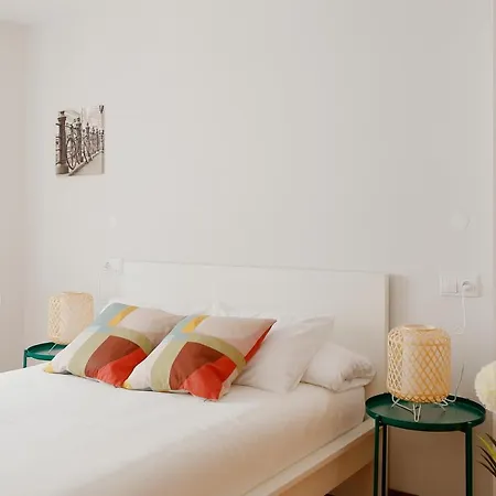 Puerto Deportivo Cimadevilla Apartament *